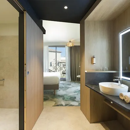 Sowell Arena Hotel Nîmes