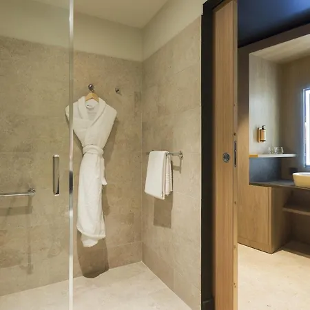 Hotel Sowell Arena 4*